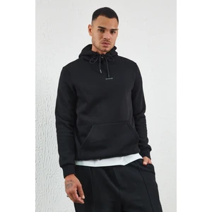 Kapüşonlu Basic Minimal Baskılı Sweat Siyah