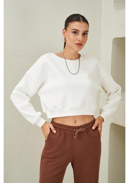 Tena Moda Kadın Ekru Bisiklet Yaka Üç Iplik Oversize Crop Sweatshirt