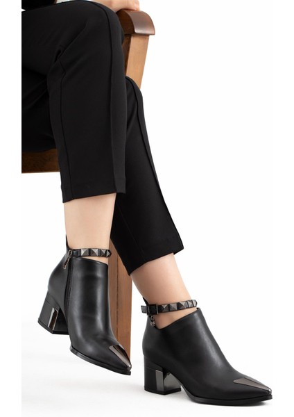 Özel Seri Bilek Kapsül Detaylı Kadın Bot 223 Kb0 0050 Cilt Siyah modelleri