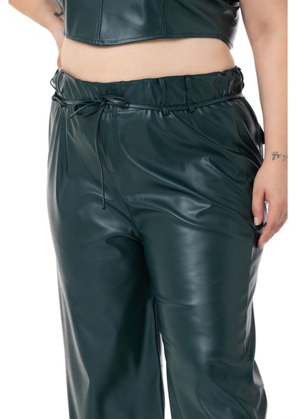 Büyük Beden Paçası Büzgü Detaylı Deri Haki Pantolon fırsatları