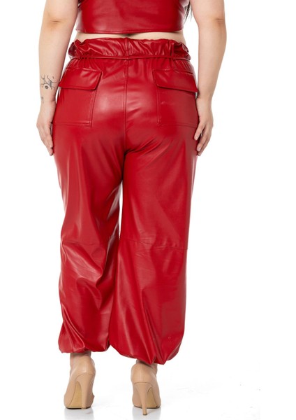 Büyük Beden Paçası Büzgü Detaylı Deri Kırmızı Pantolon modelleri