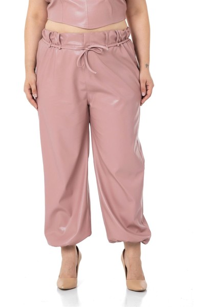 Büyük Beden Paçası Büzgü Detaylı Deri Pudra Pantolon