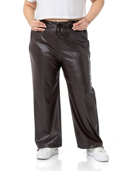 Büyük Beden Paçası Büzgü Detaylı Deri Koyu Kahverengi Pantolon indirimleri