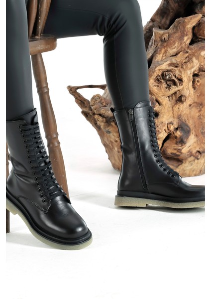 Deri Bağcıklı Fermuarlı Rahat Kadın Bot Ayakkabı