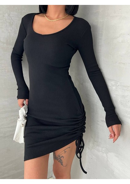 Kadın Vücuda Oturan Büzgü Detaylı Fitilli Esnek Elbise fırsatları