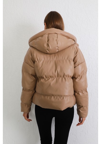 Kadın Bej Deri Kapüşonlu Şişme Mont fırsatları