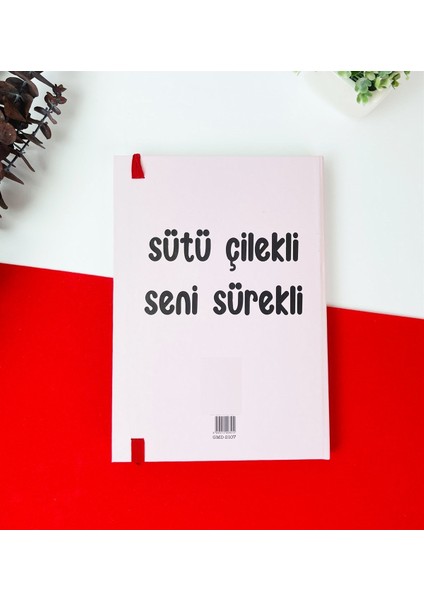 Hediye Vakti Kişiye Özel Sütü Çilekli Seni Sürekli Tasarımlı Lastikli Defter