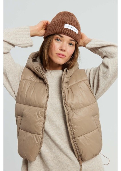 Huge Beanie - Brown