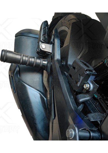 Bajaj Dominar 250 / 400 2017-2023 Uyumlu Egzoz Koruma Takozu