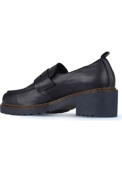 Lacivert Deri Kadın Loafer 01WZ4404