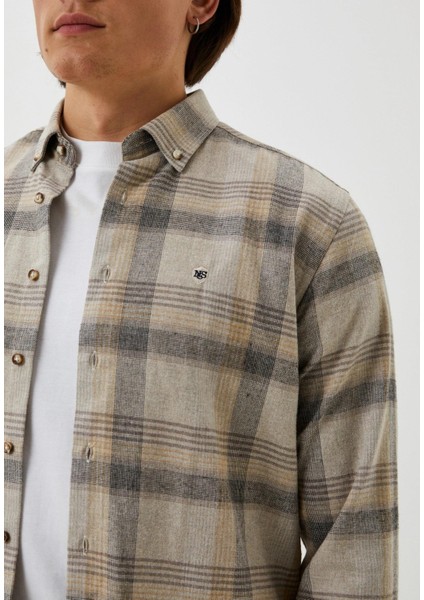 Erkek Flanel Gömlek Bej Ekose Desenli Slim Fit Düğmeli Yaka Oduncu 7265 fırsatları