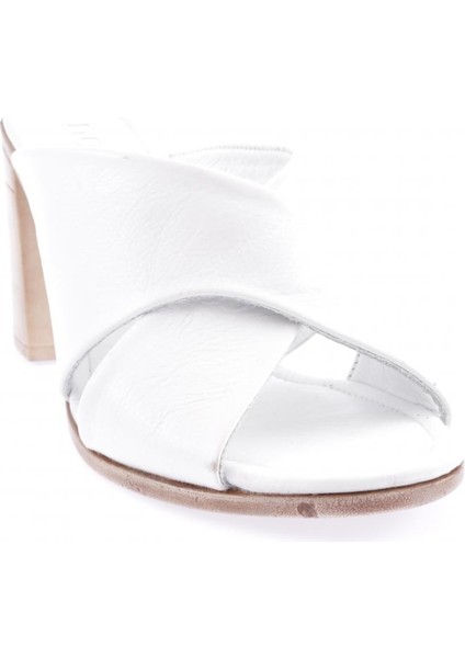 17-02 23Y Kadin Çapraz Bantli Topuklu Terlik fiyatları