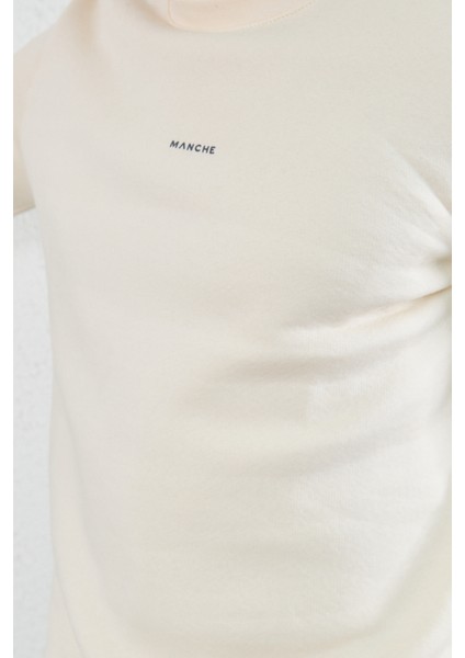 Bisiklet Yaka Basic Minimal Baskılı Sweat Ekru fırsatları