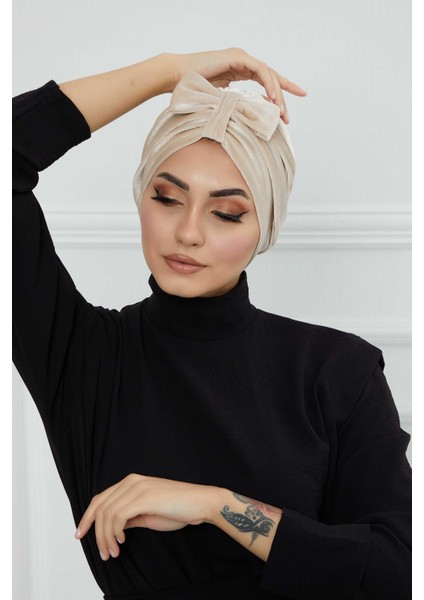 Önden Fiyonklu Kadife Bone,b-7k