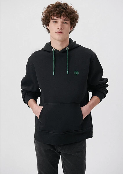 Erkek Mavi Logo Nakışlı Kapüşonlu Siyah Sweatshirt 065809-900