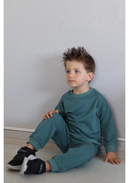 Basic Mevsimlik Eşofman Takımı modelleri