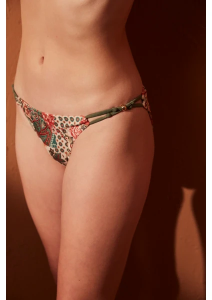 Çok Renkli Paisley Side Bikini Altı