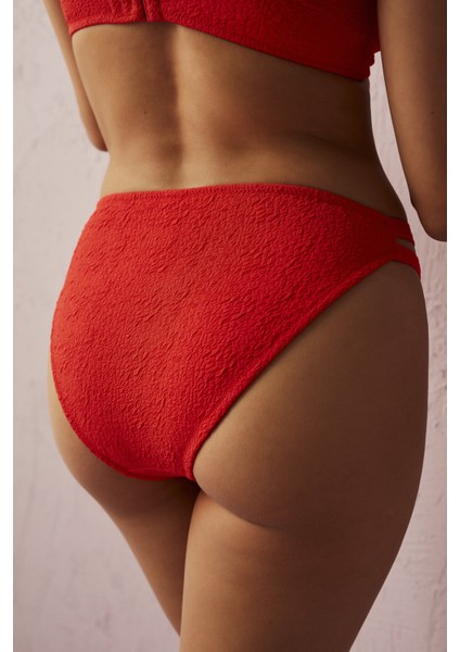 Kırmızı Kesik Detaylı Eva Side Bikini Altı modelleri