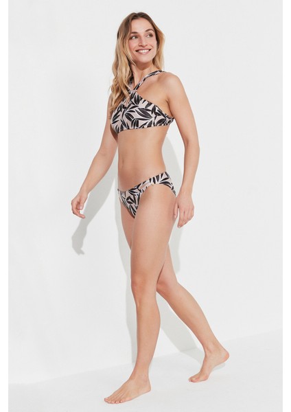 Çok Renkli Leaf Art Halter Bikini Üstü