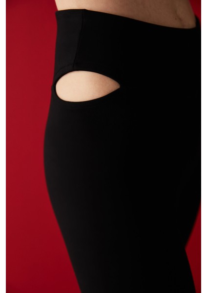 Kesik Detaylı Tayt-keith Haring Koleksiyonu fiyatları