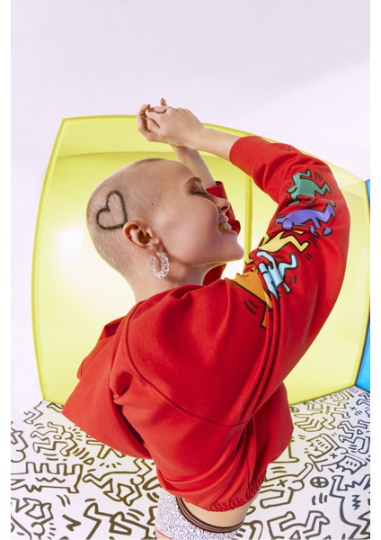 Active Crop Sweatshirt -Keith Haring Koleksiyonu fiyatları