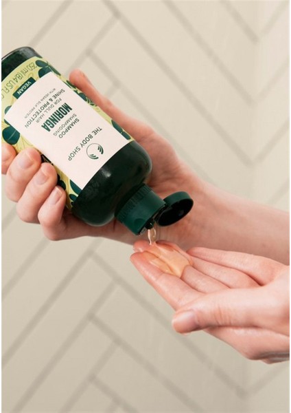 Moringa Işıltı Veren Koruyucu Şampuan fiyatları