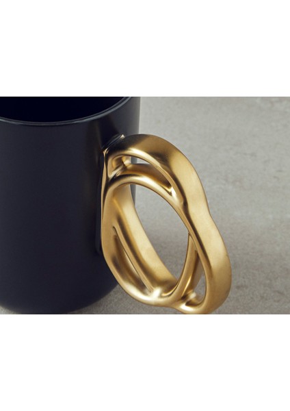 Circles New Bone China Kupa Siyah