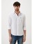 Erkek Pamuk Gömlek Beyaz Balıksırtı Desenli Slim Fit Düğmeli Yakalı Logo Detaylı 7279 1