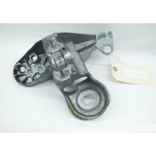 Audi A4 2001-2008 1.8T Sol Motor Kulağı Braketi