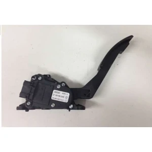 Dacia Duster Gaz Pedalı Kaptörü Sensörü Komple Pedal 6001548477