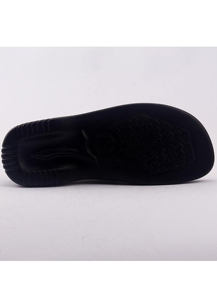 Nomi Belize Bayan Terlik modelleri