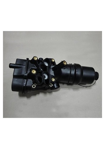 Volkswagen Jetta 2006-2008 2.0 Fsi Motor Yağ Filtre Tutucu