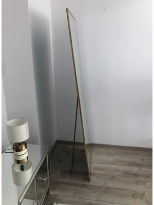 Effe Yapı Dekor Beyaz Metal Çerçeveli 180*60 cm Ayaklı Boy Aynası