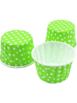 Festivall Yeşil Zemin Beyaz Puantiyeli Muffin Kabı 50X39 25'li