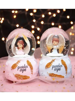 Hediyesahibi Sevimli Melek Büyük Boy Müzikli Işıklı Püskürtmeli Kar Küresi