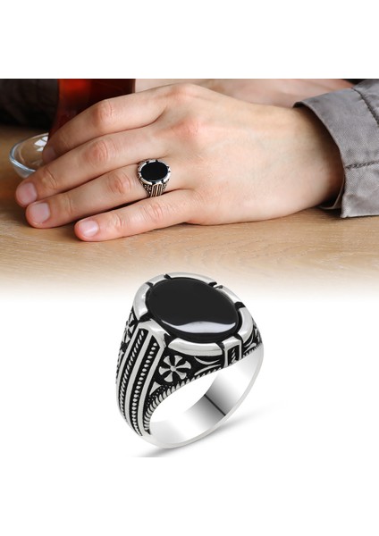 925 Ayar Gümüş Bombeli Siyah Oniks Taşlı Erkek Yüzük