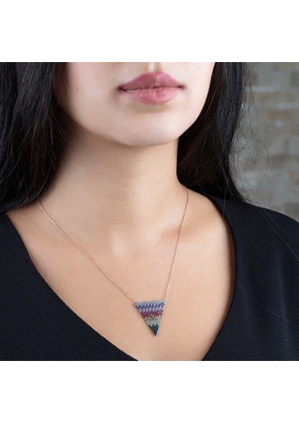 Gökkuşağı Renkli Zirkon Taşlı Üçgen Tasarım 925 Ayar Gümüş Kadın Kolye fiyatları