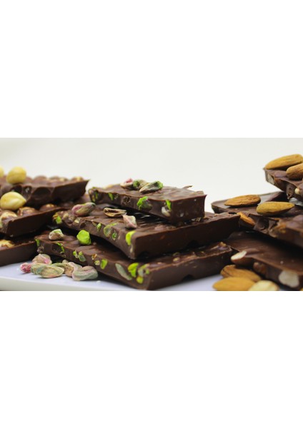 250 Gr Karışık Sütlü Beyoğlu Çikolatası fırsatları