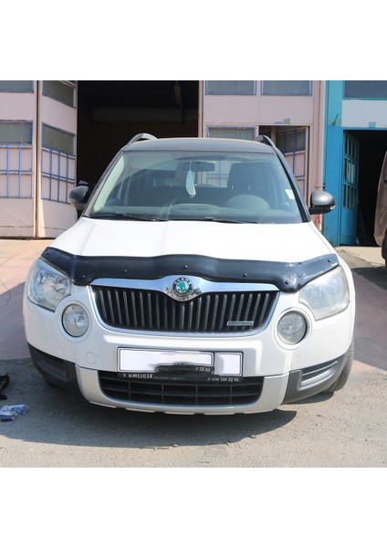 Skoda Yeti Ön Kaput Koruyucu Rüzgarlığı - 2009-2013 Arası