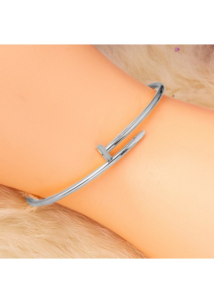 Çivi 14 Ayar Beyaz Altın Bilezik fiyatları