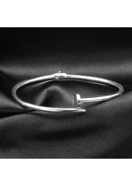 Çivi 14 Ayar Beyaz Altın Bilezik fırsatları