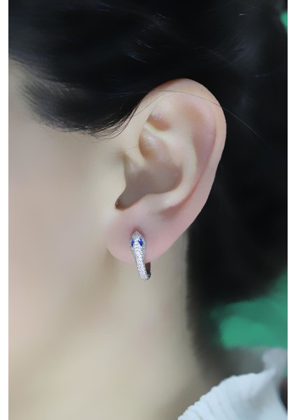 Gümüş Rodyumlu Safir Taşlı Yılan Halka Küpe fiyatları