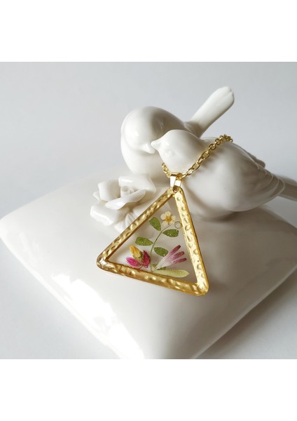 Özel El Yapımı Çiçek Tasarım Reçine Kadın Kolye fiyatları