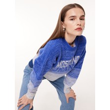 Moschino Jeans Bisiklet Yaka Normal Baskılı Mavi Kazak Kadın J0919