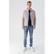 Akçaylar Slimfit Fermuar Kapamalı Dik Yaka Yan Fermuar Cepli Içi Renkli Kapitone Mont