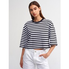 Dilvin 30282 Çizgili Bisiklet Yaka Crop Tshırt