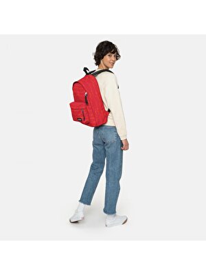 Eastpak Out Of Office Beat Teasing