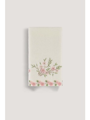 Arliva Home Sude Kadıfe Nakıslı Çeyız Havlusu Krem 50X85