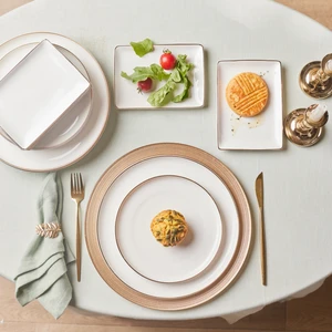 Santo Gold New Bone 18 Parça 6 Kişilik Kahvaltı / Yemek Takımı Bone China Porselen