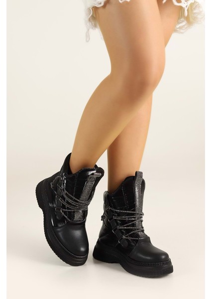 Ayakdaş 2657 Kauçuk Düz Taban Kadın Bot